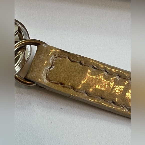 Jimmy Choo Beige Patent Leather Purse w/Authenticity Card - Picture 14 of 16